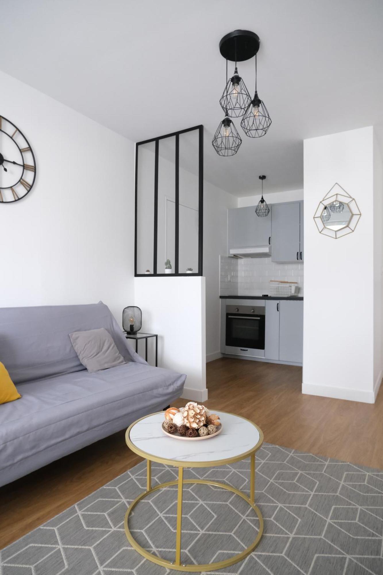 Apartment 3 Pieces - *